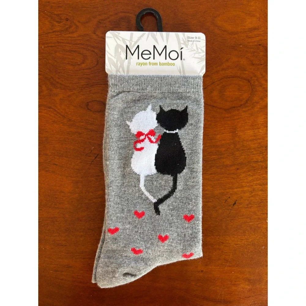 MeMoi Womens Bamboo Rayon Cat Heart Crew Socks Gray MW-0142 Size 9-11